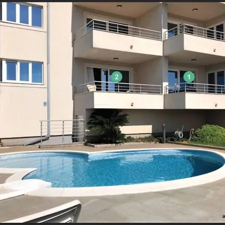 Gospino 2 Perfect For A Family * Trogir